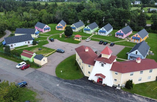 Shediac Cottage | Hardy's Parlee Beach Chalet #6