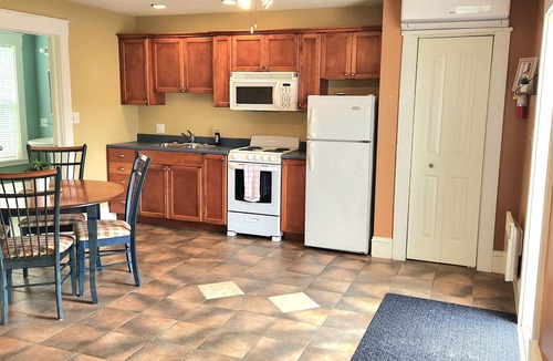 Shediac Apartment | Hardy's Parlee Beach Suite #23