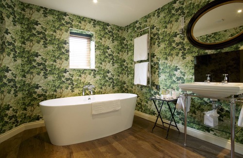 Westonbirt Hotel | Hare And Hounds Hotel