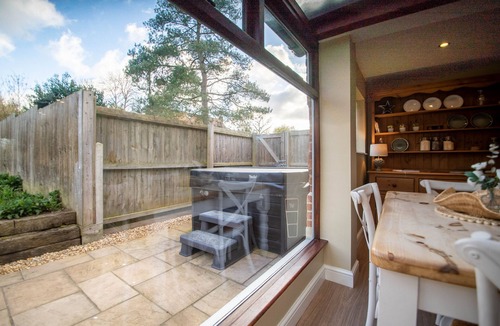 Aldborough Cottage | Hare (Deer's Glade Cottages)