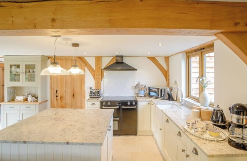 Wistow Cottage | Hare's Furrow - UK12607