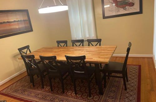 New Carrollton House | Harland House