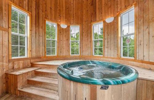 Coffeyville House | Harlequin Haven in Boulder Junction WI