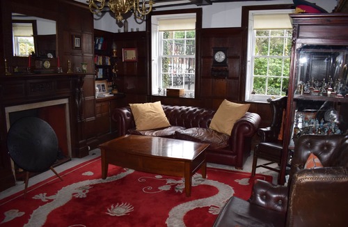 Heathrow Villages House | Harmondsworth Hall Guest House Heathrow