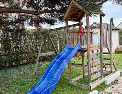 Farges les Chalon Apartment | Harmonie Apartments - Pool & Free Parking, 5 min A6 & Chalon sur Saone