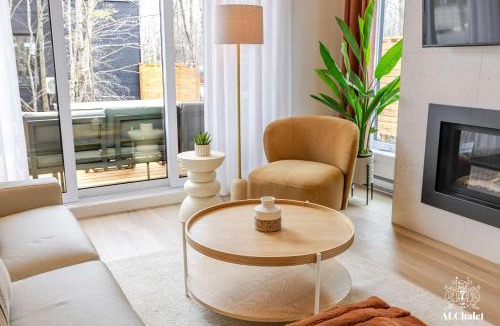 Pont-Rouge Ski Chalet | Harmonie Modern Forest Retreat Spa & Serenity
