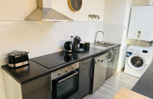 Bezannes Apartment | Harmonieux/Bezannes/Pkg Privé