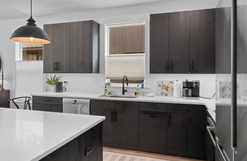 Roslyn House | Harmony Haven - EV - Hot Tub - Pups Allowed