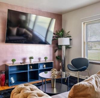 Westmont Apartment | Harmony Haven