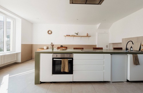 Le Plessis-Placy House | Harmony Homes | Le Plessis-Placy - Near Disneyland, Pool & Games Room