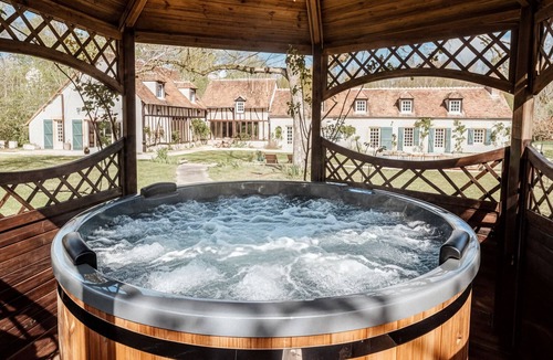Montereau House | Harmony Homes | Montereau - Pool, Jacuzzi & Tennis