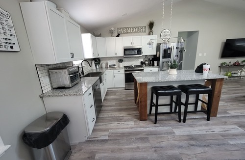 Hemlock House | Harmony House