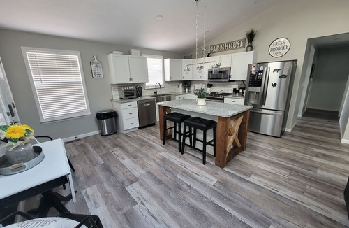 Hemlock House | Harmony House