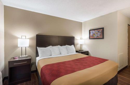 New Ulm Hotel | Harmony Inn