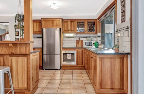 Port Willunga House | Harmony Lodge A Cheerful Beachside Refresh