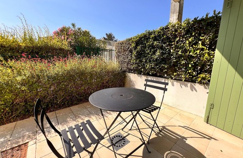 La Flotte Apartment | Harmony, new apartment with heated pool