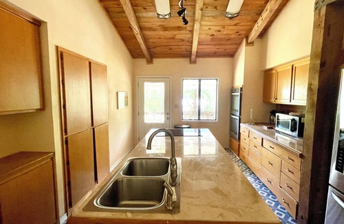 Smithville House | Harmony Pines - Stunning 3BR Retreat Center on 25 acres