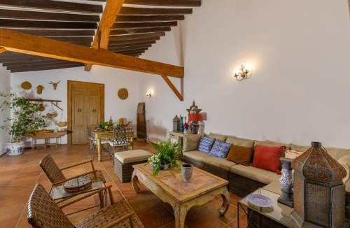 Daya Vieja Villa | Harmony Villa by Fidalsa