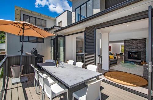 Langs Beach House | Harnifin - Langs Beach Holiday Home