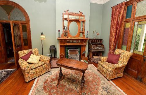 Reefton Villa | Harold House