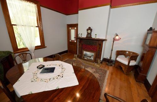 Reefton Villa | Harold House