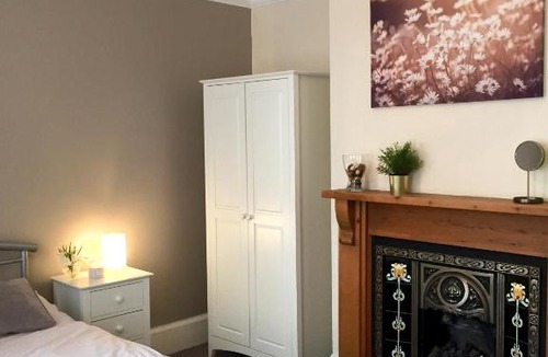 Edgbaston House | Harold's House