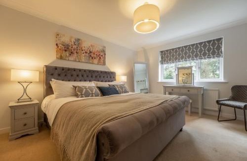 Fakenham House | Harp Garden