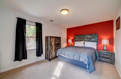 Williamstown House | Harper House Inn