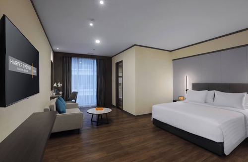 Lubuk Baja Hotel | Harper Premier Nagoya Batam