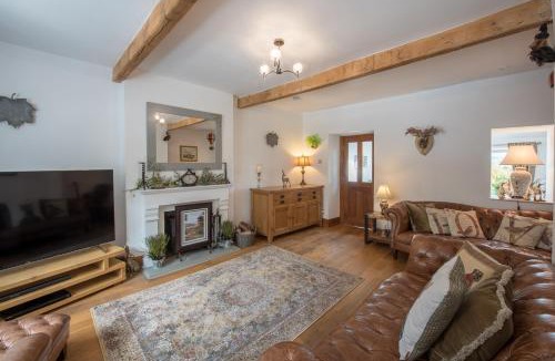 Fence House | Harper’s Cottage, Fence, Lancashire