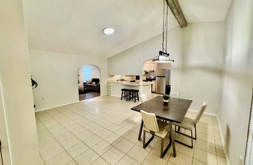 Live Oak House | Harper Valley Hideaway Peaceful & Central