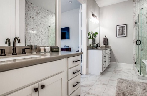 Spring House | HARPER WOODS MINUTES FROM CITY PLACE 4BD 4BA NEW DESIGNER HOME!