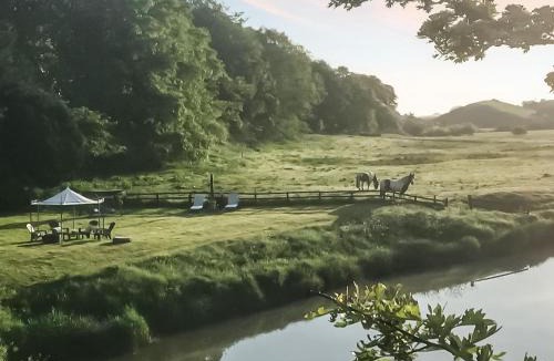 Lanark House | Harperfield Chalet