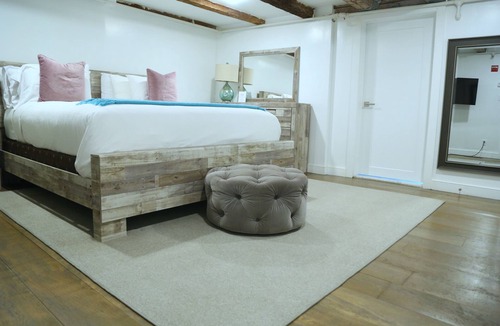 Village of Southampton Bed & Breakfast | Harpoon House