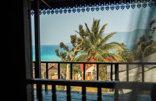 Pulau Perhentian Kecil Ski Chalet | Harrera Perhentian Long Beach