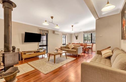 Harrietville House | Harrietville on the Ovens