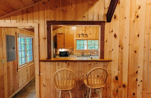 Pomona Cabin | Harriman Outdoor Center - Stone Lodge