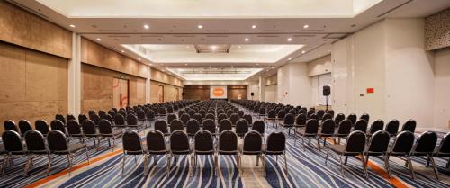 Gading Hotel | HARRIS Hotel and Conventions Kelapa Gading Jakarta