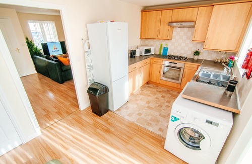 Kirk Sandall House | Harris House with a free parking