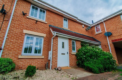 Kirk Sandall House | Harris House with a free parking