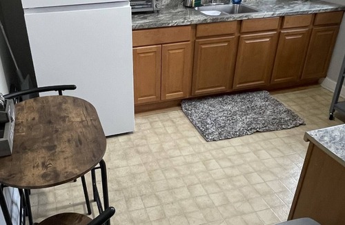 Downtown Harrisburg Apartment | Harrisburg apt Great River View