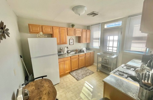 Downtown Harrisburg Apartment | Harrisburg apt Great River View