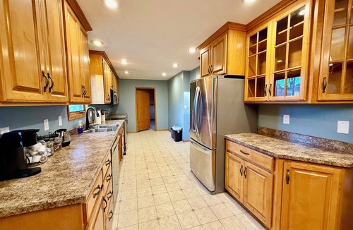 Harrisburg House | Harrisburg Haven Pet-Friendly Near Sioux Falls