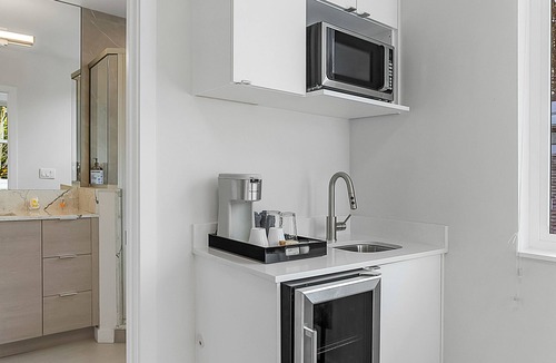 East Queen Anne House | Harry Potter Sweet Suites