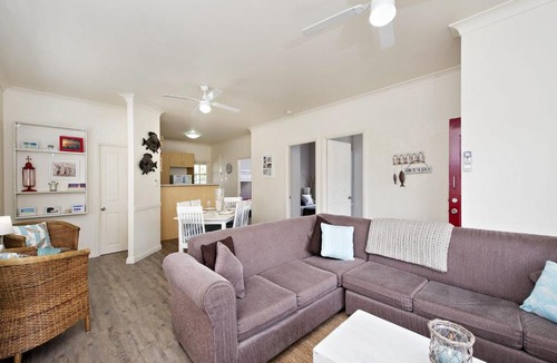 Nelson Bay House | Harry's House