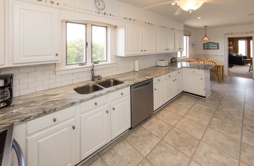 Northeast Virginia Beach House | Harshaw Beach House - North End Oceanfront
