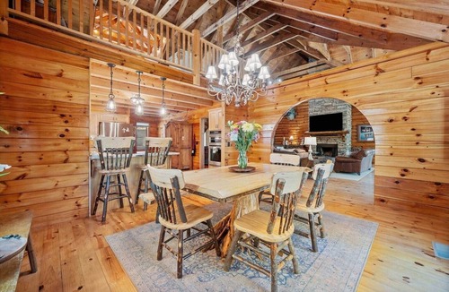 Waleska House | Hart's Treehouse