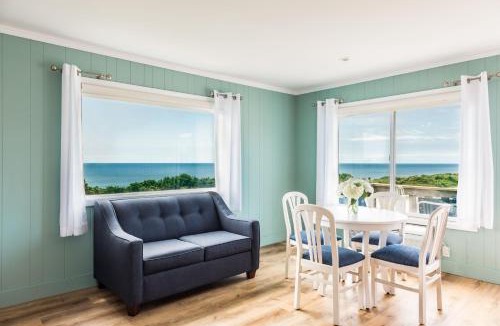 Montauk Hotel | Hartman's Briney Breezes Beach Resort