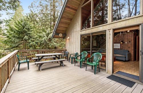 Burley House | Hartstene Pointe Haven