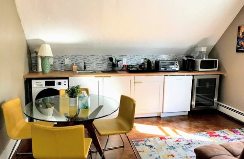 Lower Allston Apartment | Harvard Allston Executive Suite Loft